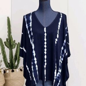 Mudpie Women’s O/S Tie Dye V-Neck Kimono Sleeve Top Stretch Navy Blue White